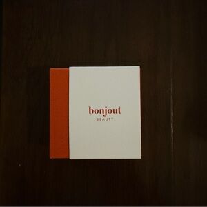 bonjout beauty le balm